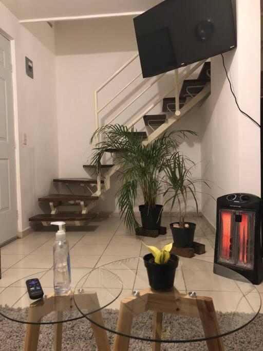 Comfortable And Private House 2 Bedrooms Wifi Parking Free Monterrey Kültér fotó