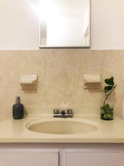 Comfortable And Private House 2 Bedrooms Wifi Parking Free Monterrey Kültér fotó
